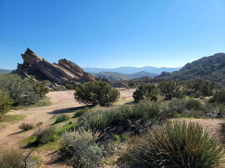 The Nest At Woodside: Lux La Getaway + Office/Spa Santa Clarita Esterno foto